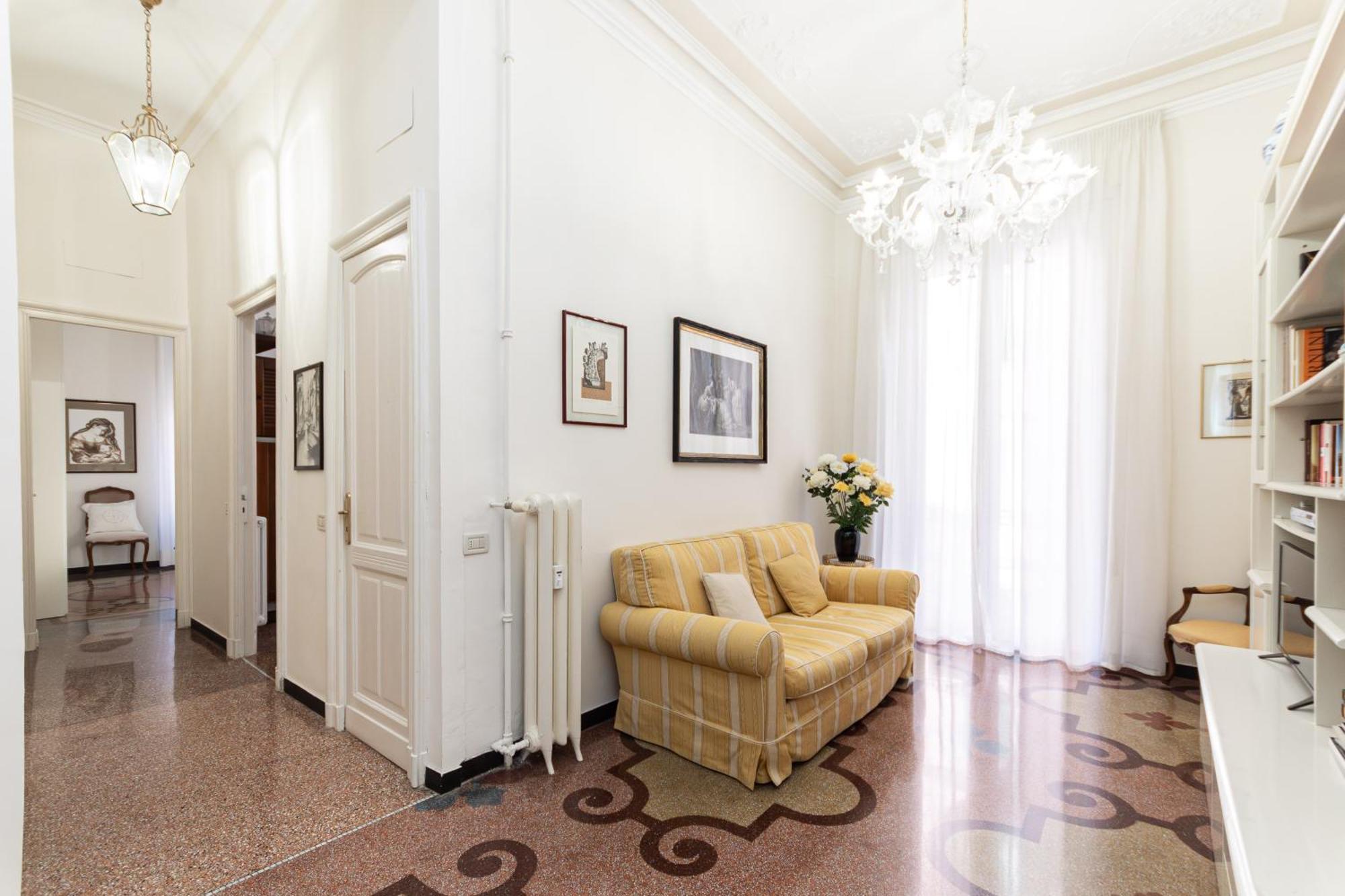 Elegante Nel Cuore Della Citta Apartment Genoa