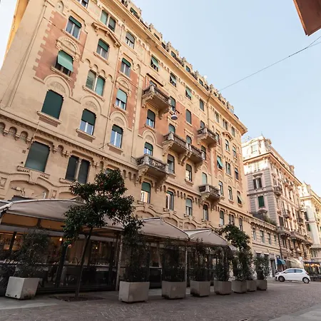 Elegante Appartamento Nel Cuore Della Citta Genoa Exterior photo